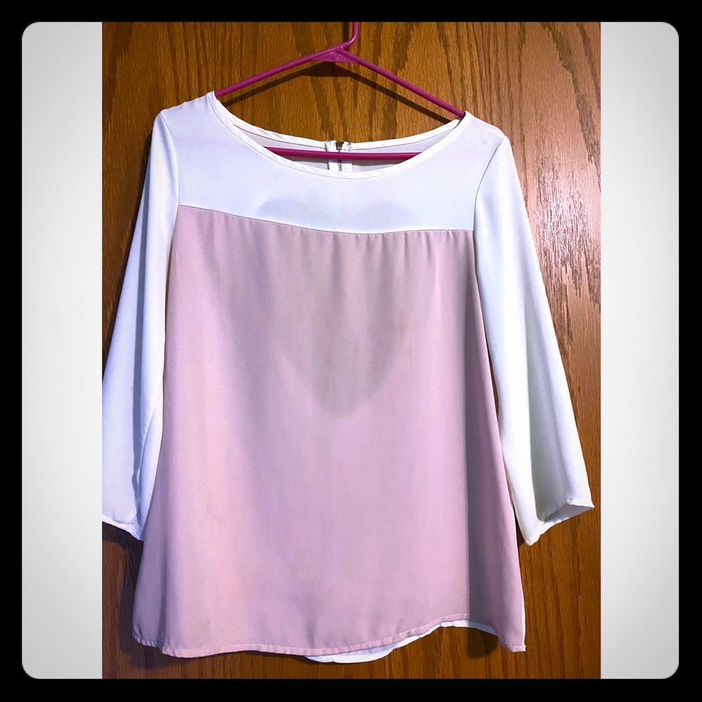 Long sleeve open back heart shaped blouse